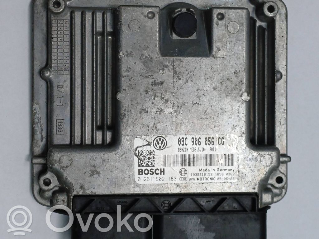 Volkswagen Golf V Engine control unit/module 