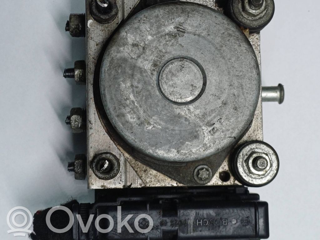 Opel Corsa D Bomba de ABS 