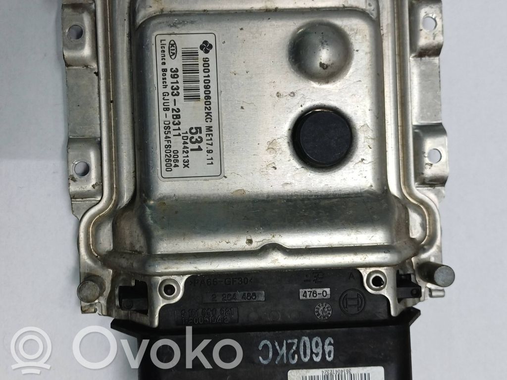 KIA Rio Engine control unit/module 