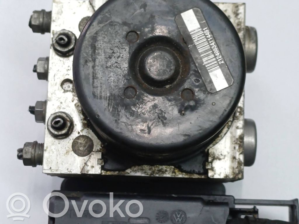 Volkswagen Golf VI Bomba de ABS 