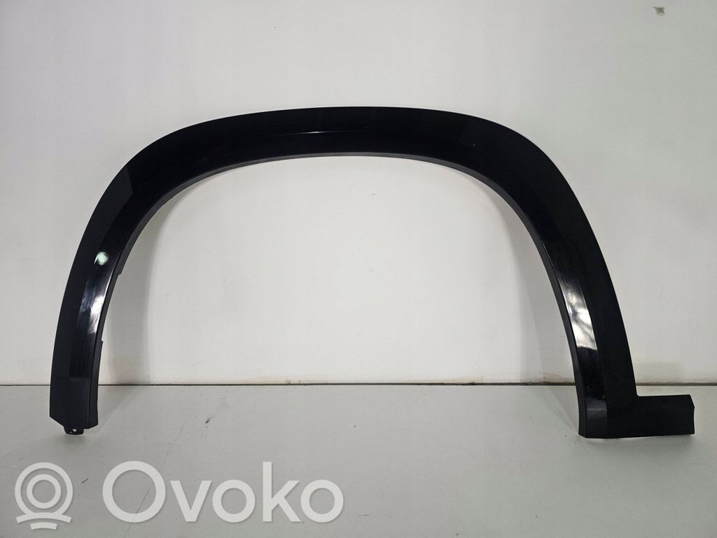 BMW XM Front arch trim 