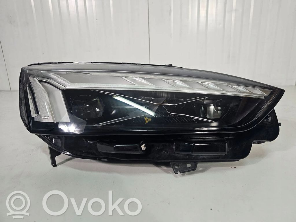 Audi A5 Headlight/headlamp 
