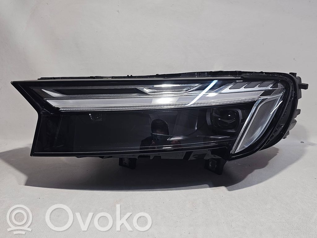 Audi Q7 4M Scheinwerfer 