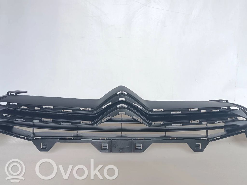 Citroen C4 II Grille de calandre avant 