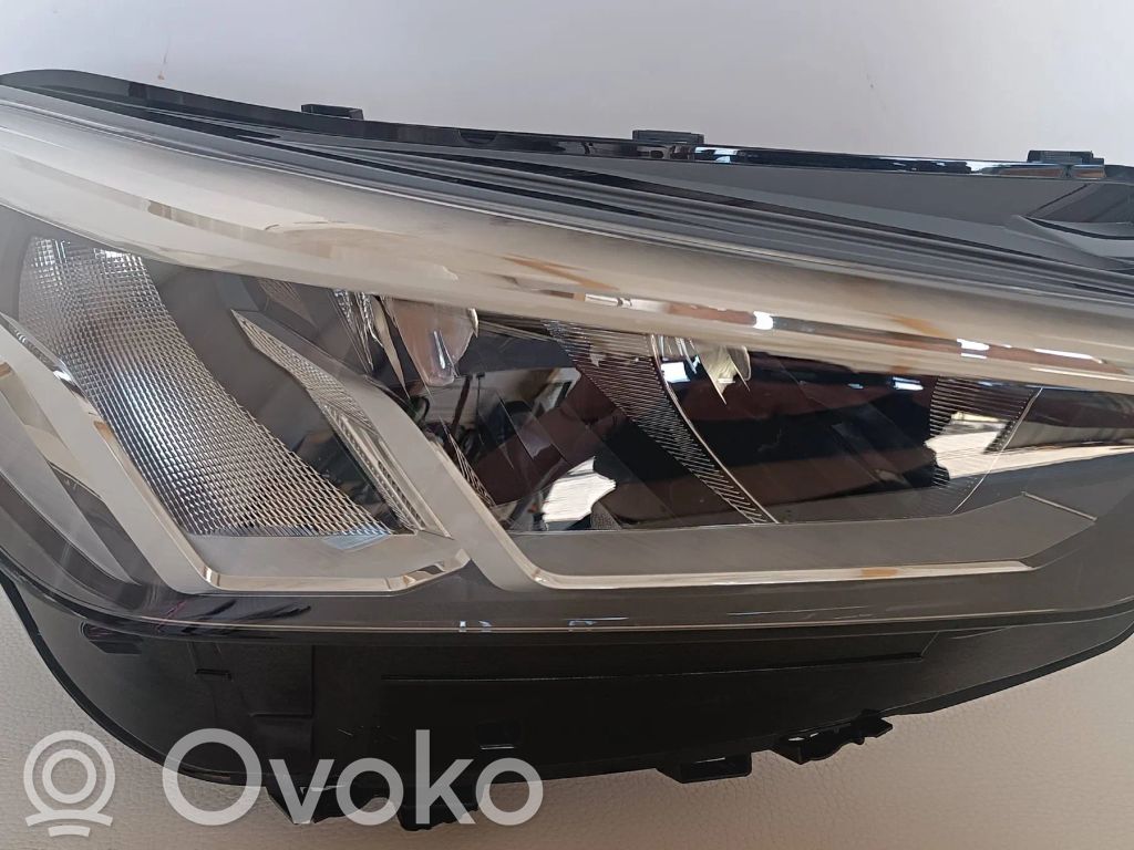 Headlight/headlamp   5A5BD4403,1EX2867,EG028B