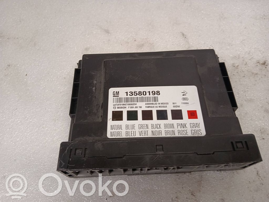 Mukavuusmoduuli   13580198,F00HJ00780