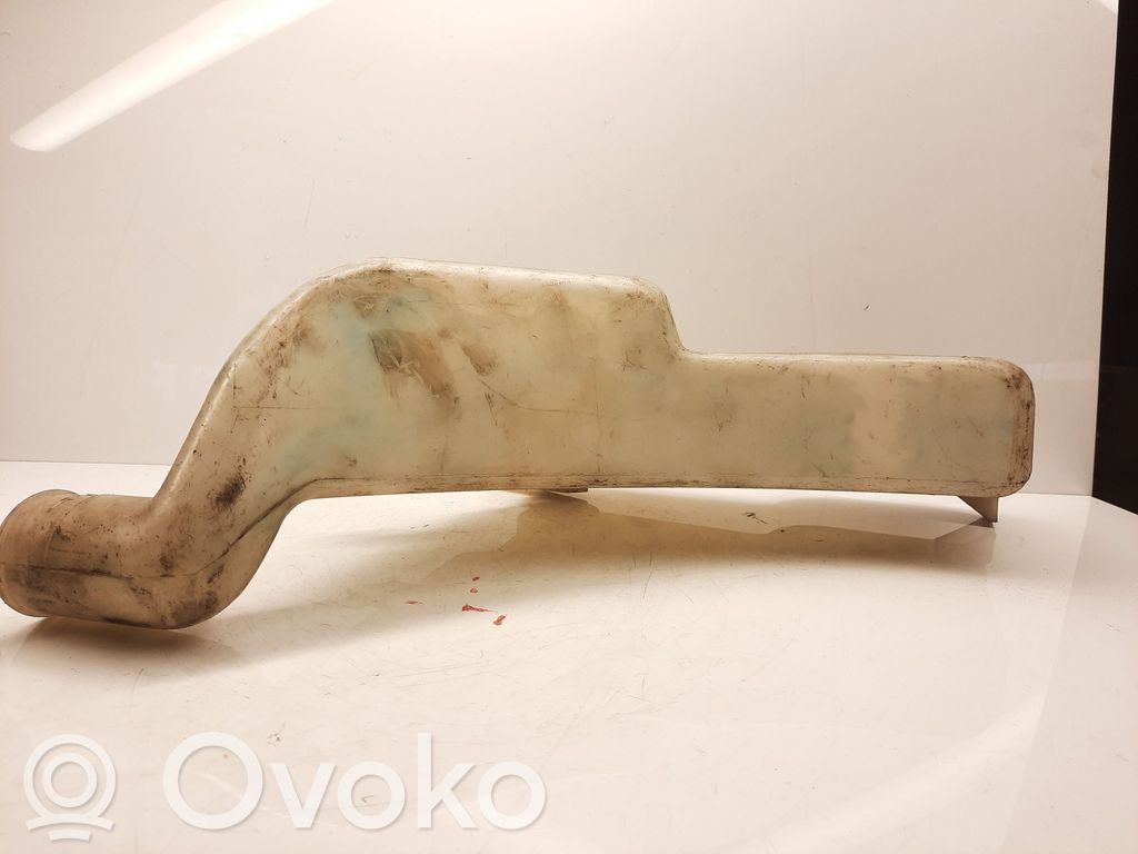 Žibintų apiplovimo bakelis   4D0955451A