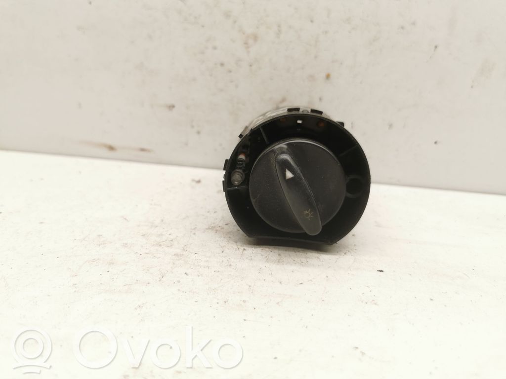 Audi A6 S6 C5 4B Light switch 