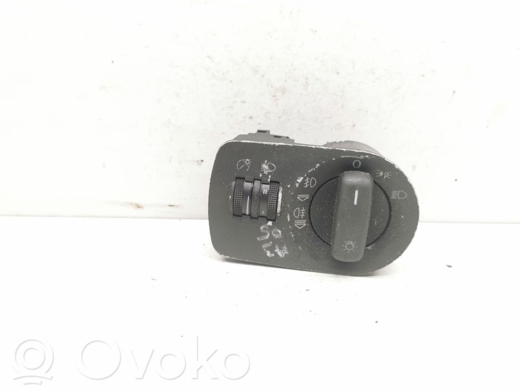 Audi A3 S3 A3 Sportback 8P Light switch 
