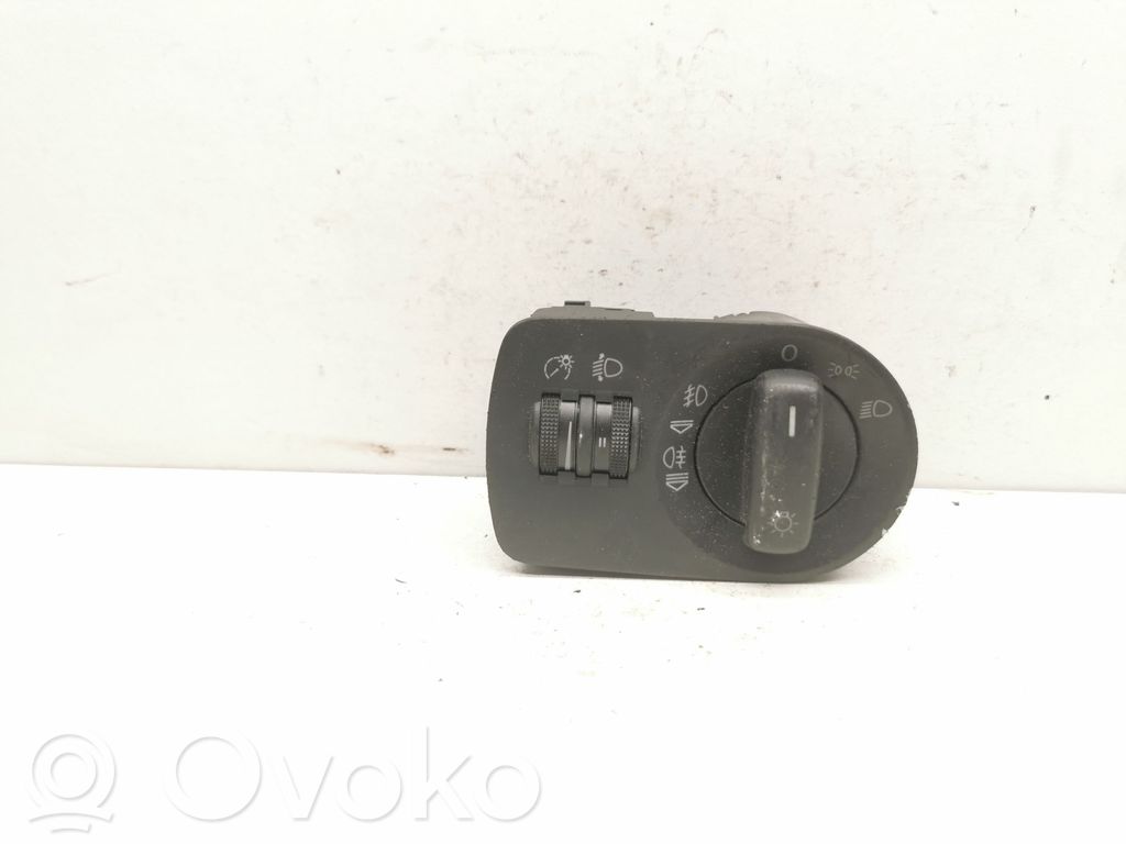 Audi A3 S3 A3 Sportback 8P Light switch 