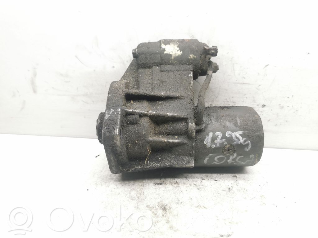 Opel Corsa D Стартер 