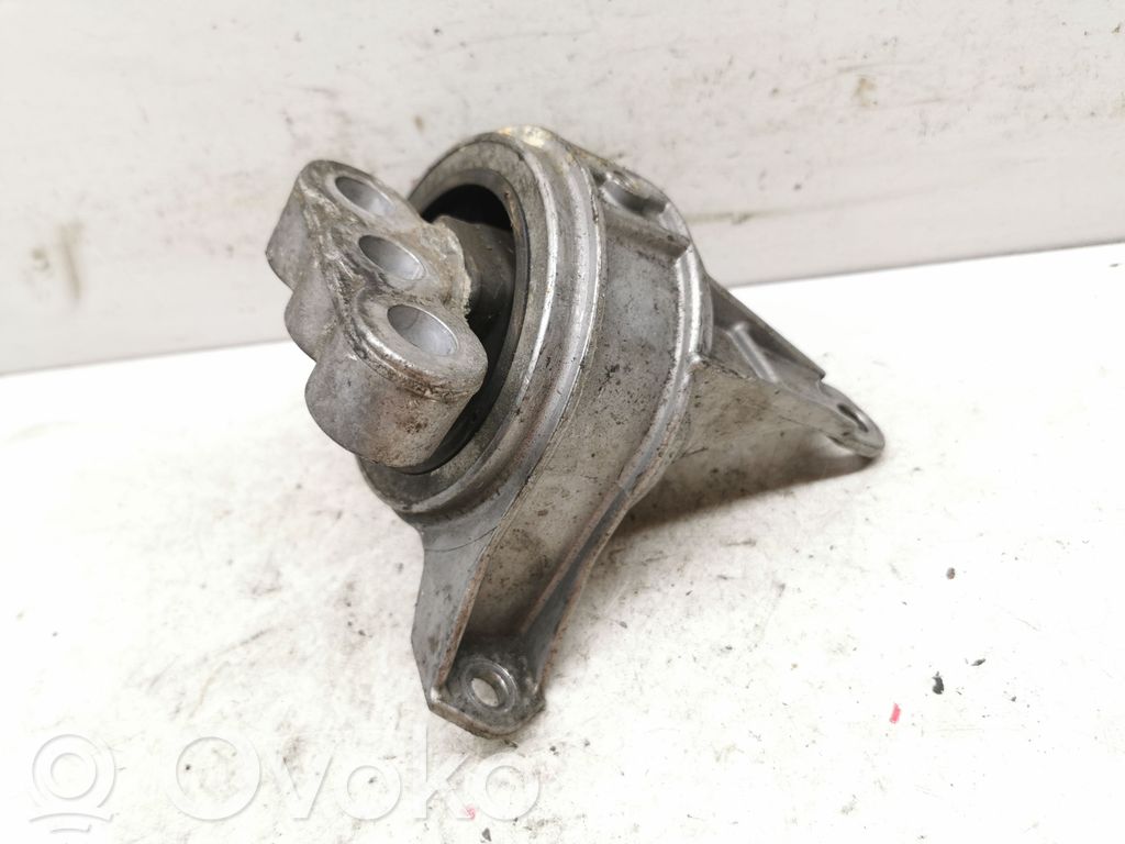 Opel Astra G Engine mount bracket 