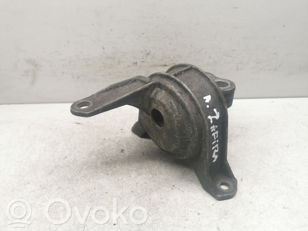 Opel Zafira A Engine mount bracket 