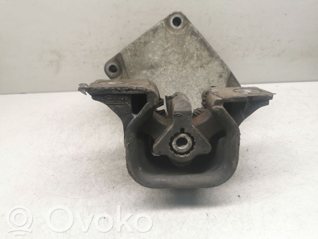 Opel Meriva A Engine mount bracket 