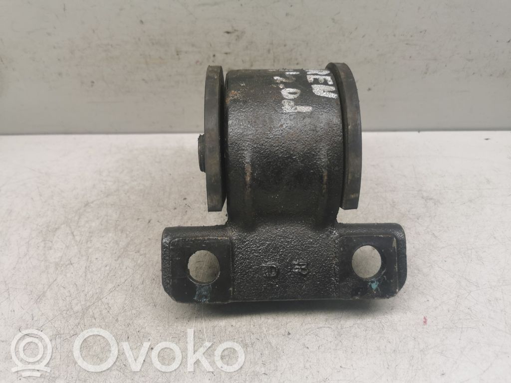 Engine mount bracket   4E08