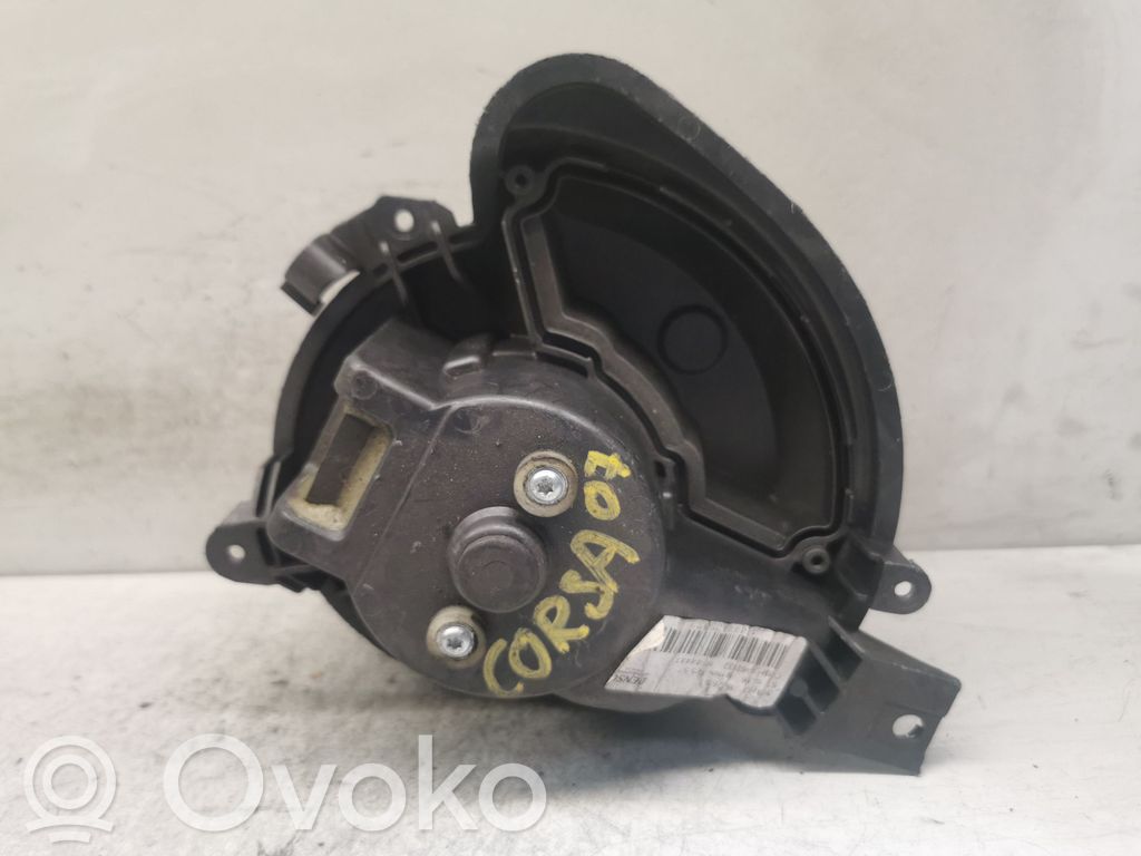 Opel Corsa D Lämmittimen puhallin 