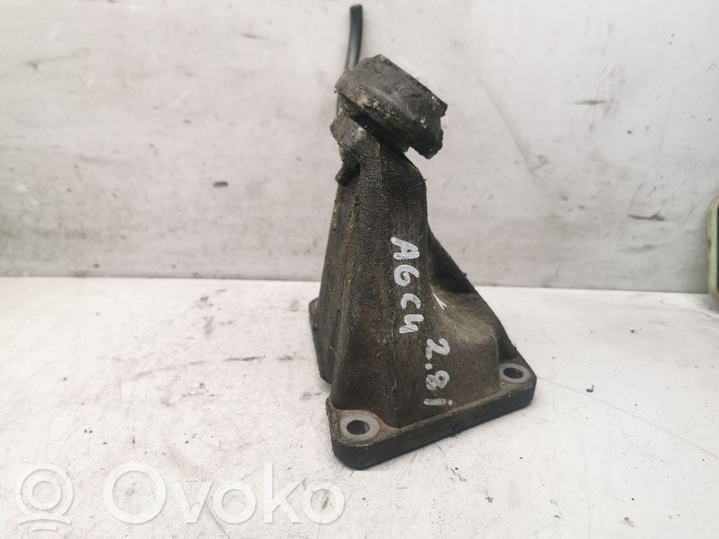 Audi A6 S6 C4 4A Engine mounting bracket 