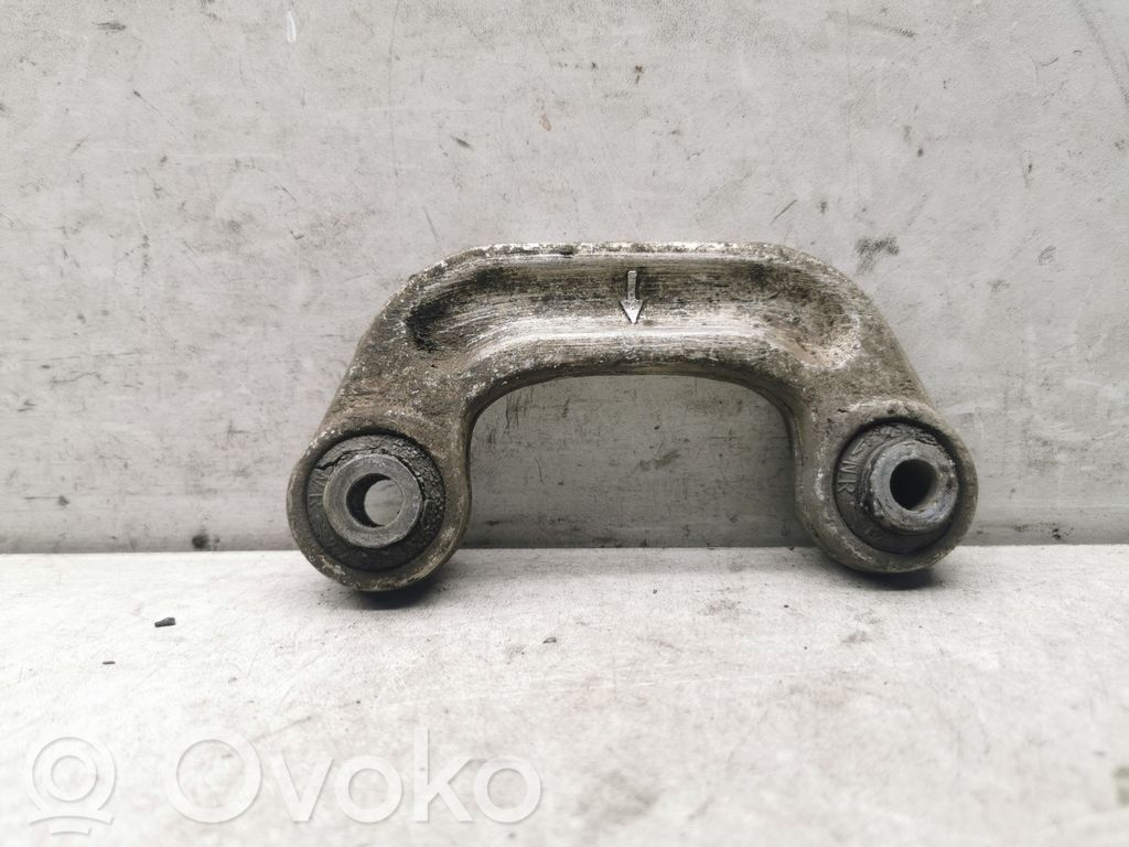 Audi A6 S6 C6 4F Stabilizatora stienis 