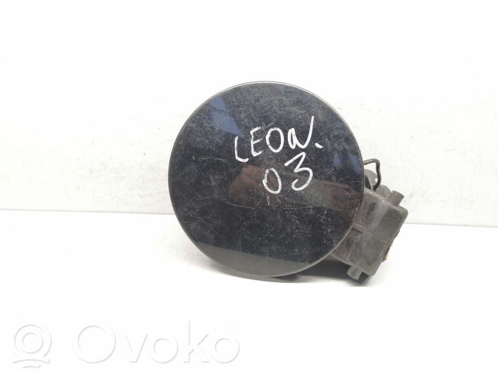 Seat Leon (1M) Klapka wlewu paliwa 
