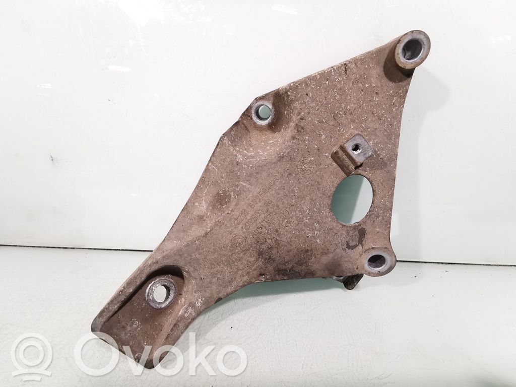 BMW 1 E81 E87 Engine mounting bracket 