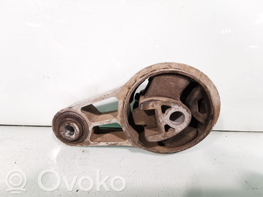 Engine mount bracket   57527812