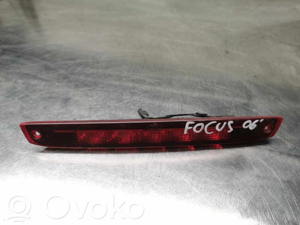 Ford Focus Third/center stoplight 