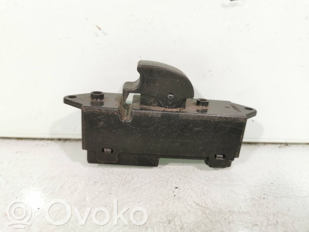 Mitsubishi Lancer X Electric window control switch 