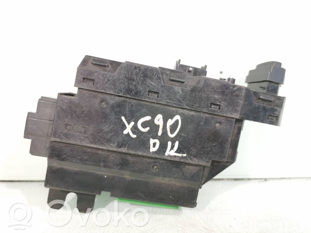 Volvo XC90 Electric window control switch 