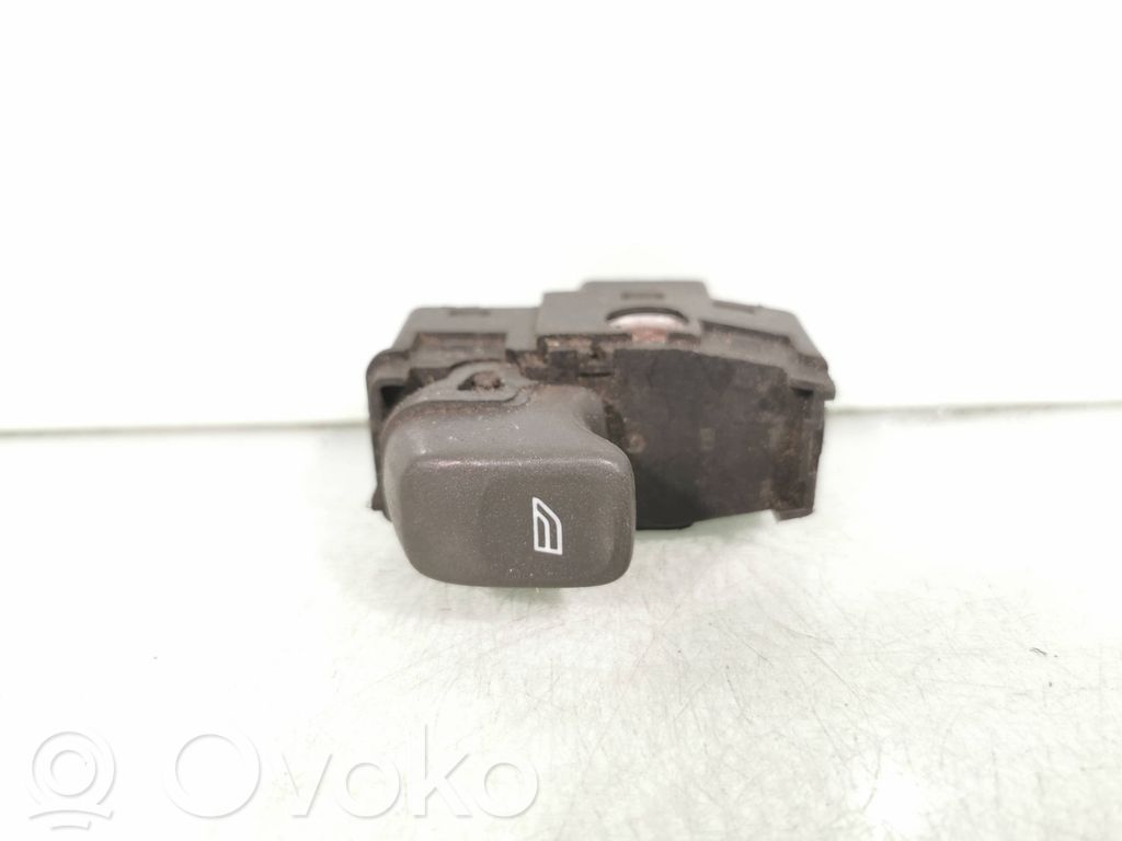 Electric window control switch   9476696