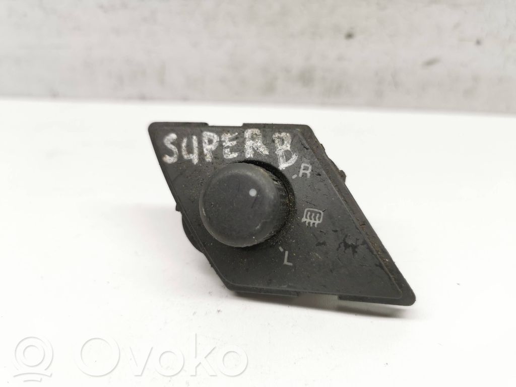 Skoda Superb B5 (3U) Wing mirror switch 