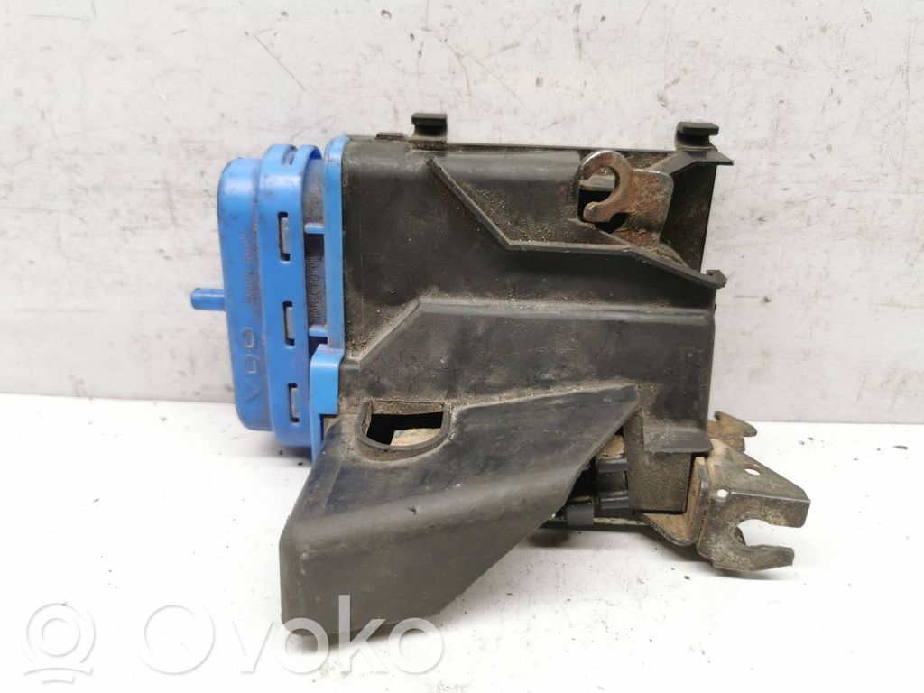 Audi 100 S4 C4 Rear door lock 
