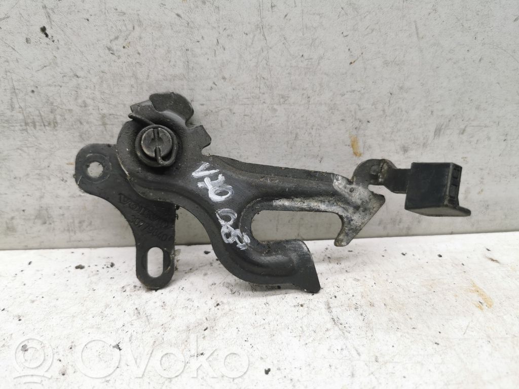 Volvo V70 Engine bonnet/hood lock/catch 