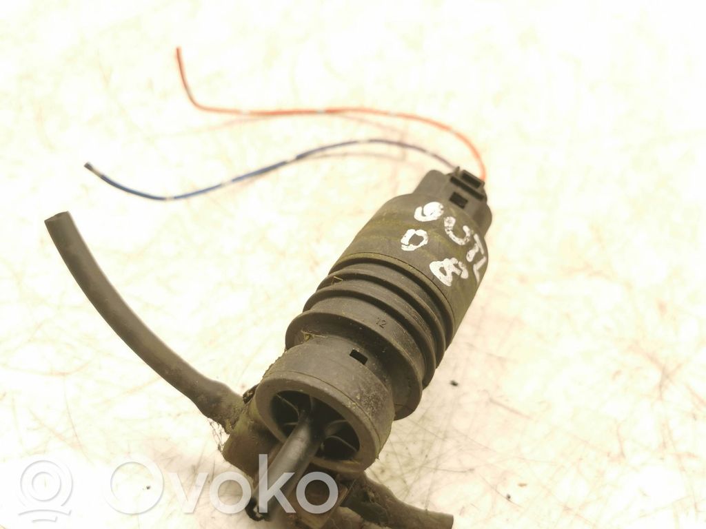 Mitsubishi Outlander Windscreen/windshield washer pump 