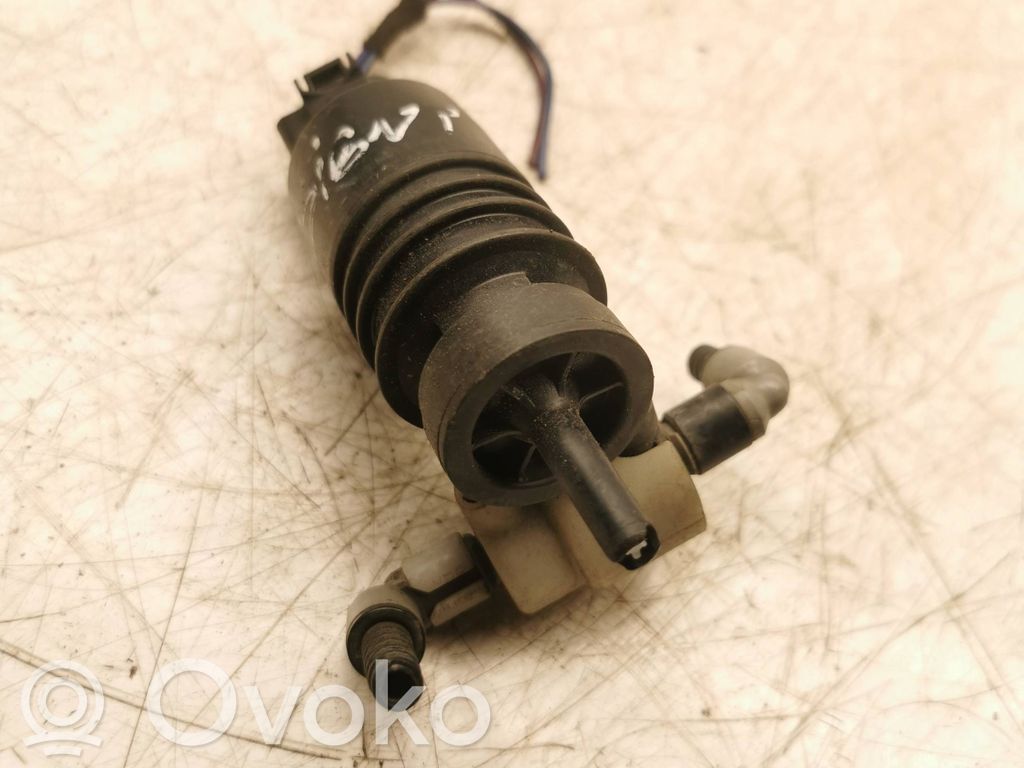 Opel Insignia A Windscreen/windshield washer pump 