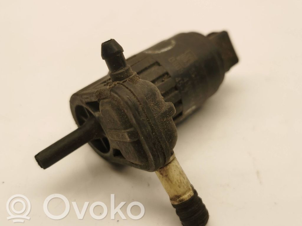 Opel Corsa D Windscreen/windshield washer pump 