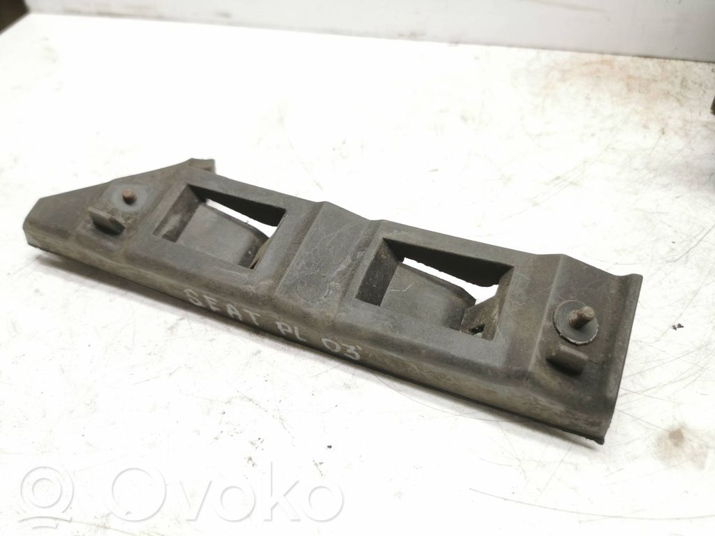 Seat Leon (1M) Front bumper mounting bracket 