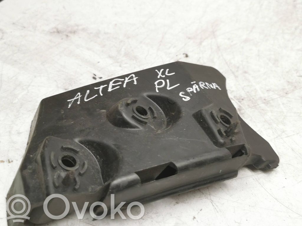 Seat Altea XL Front bumper mounting bracket 