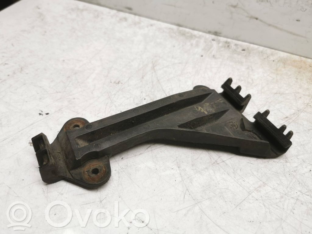 Audi A6 S6 C4 4A Front bumper mounting bracket 