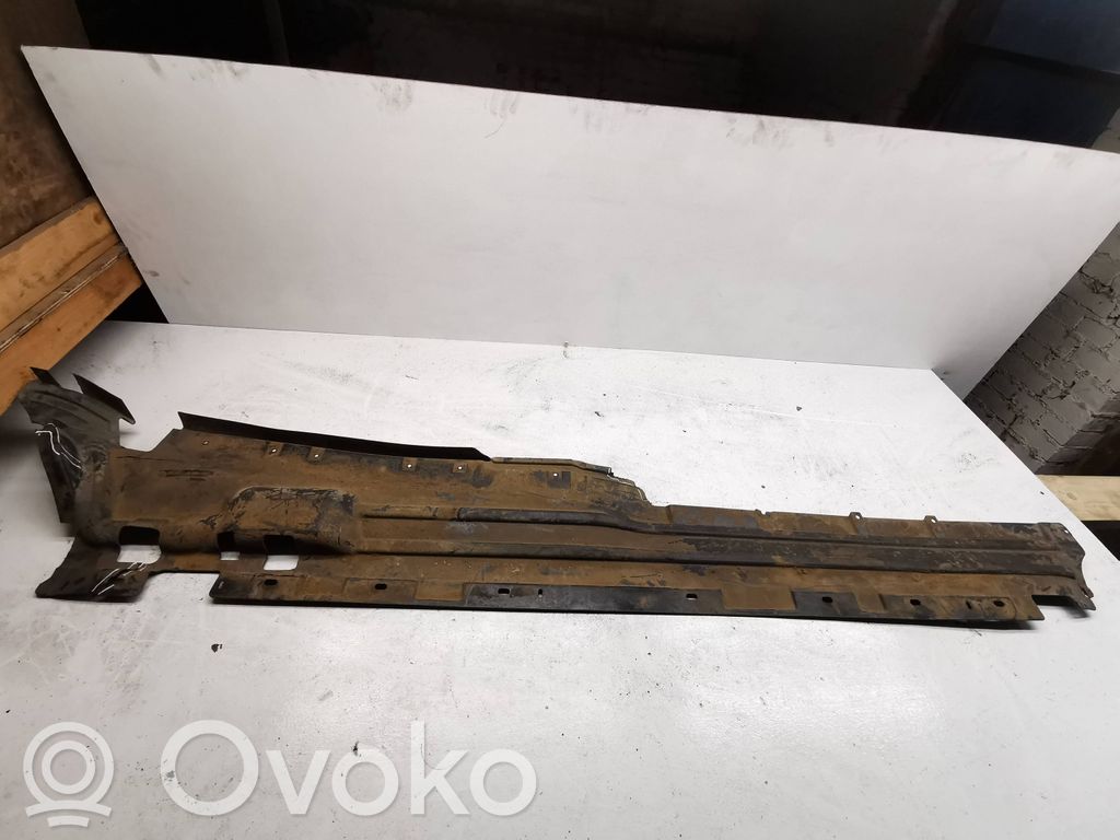 BMW X5 E53 Center/middle under tray cover 