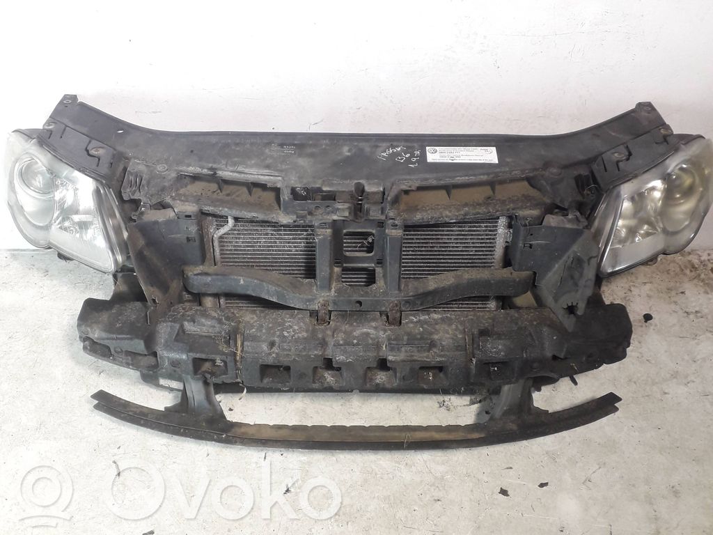 Volkswagen PASSAT B6 Radiatorių panelė 