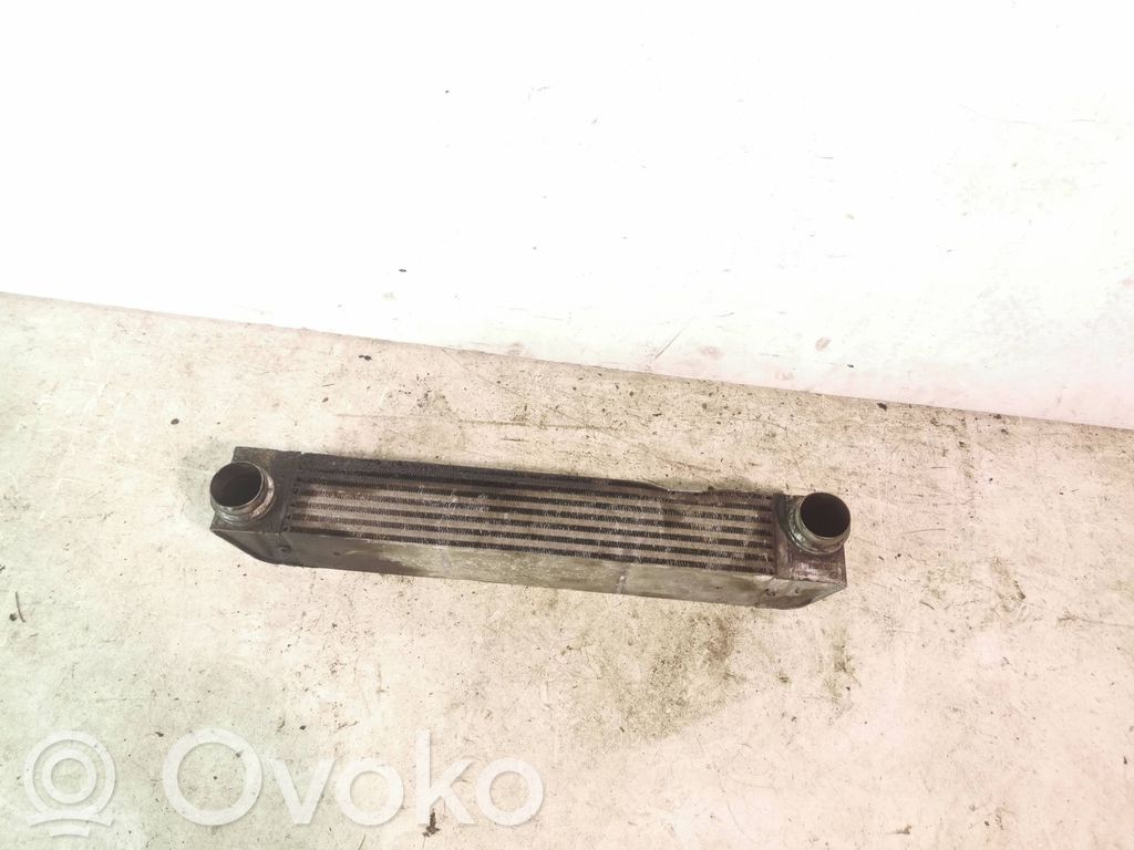 BMW 5 E60 E61 Interkūlerio radiatorius 