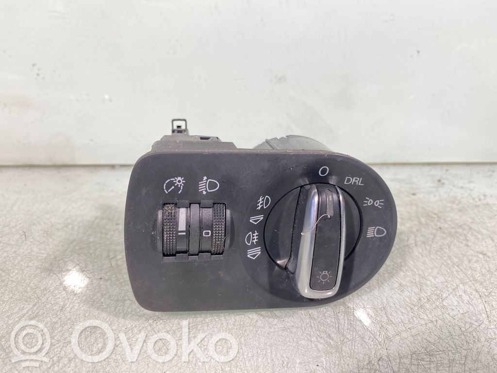 Audi A3 S3 A3 Sportback 8P Light switch 