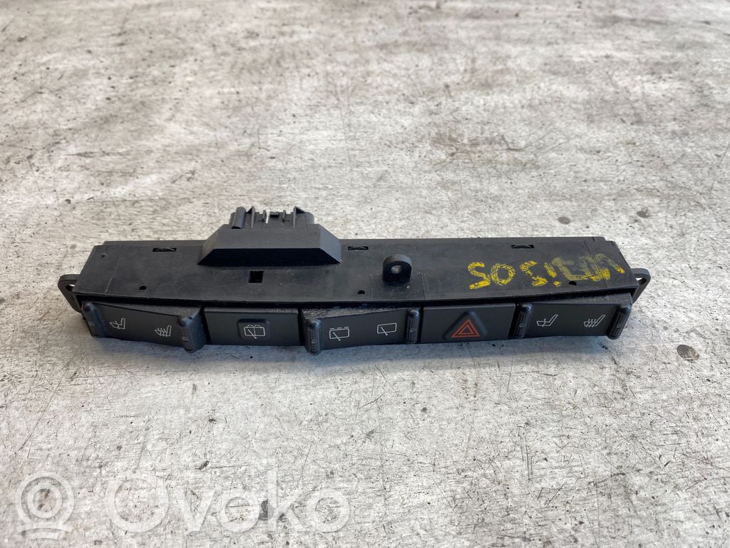 Chrysler Voyager Hazard light switch 