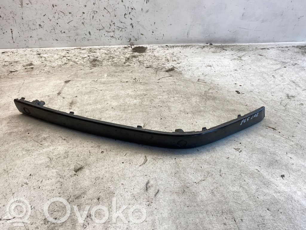 BMW 7 E65 E66 Apdailinė galinio bamperio juosta 