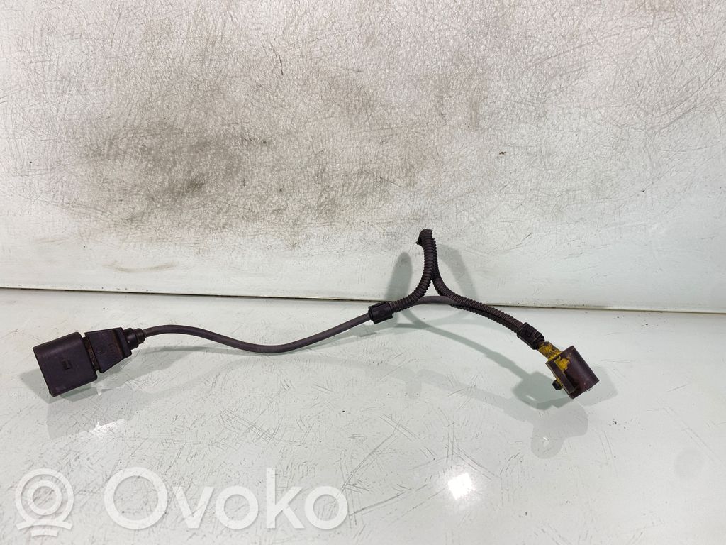 Audi A4 S4 B7 8E 8H Czujnik pozycji wału rozrządu 