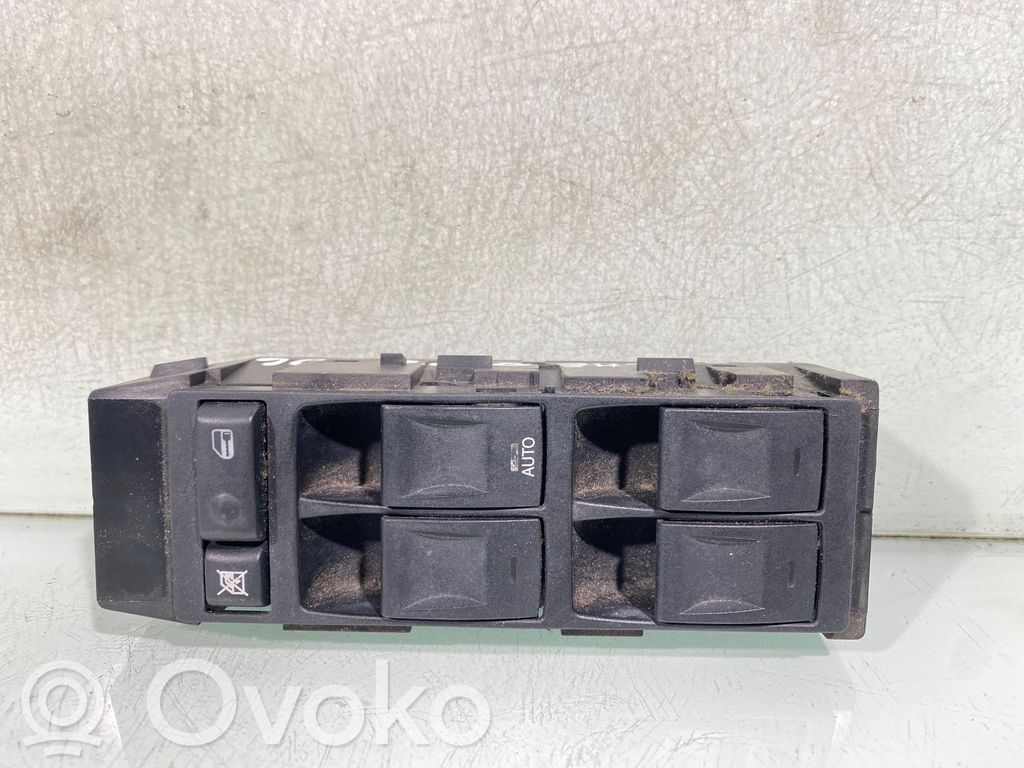 Jeep Grand Cherokee (WK) Electric window control switch 