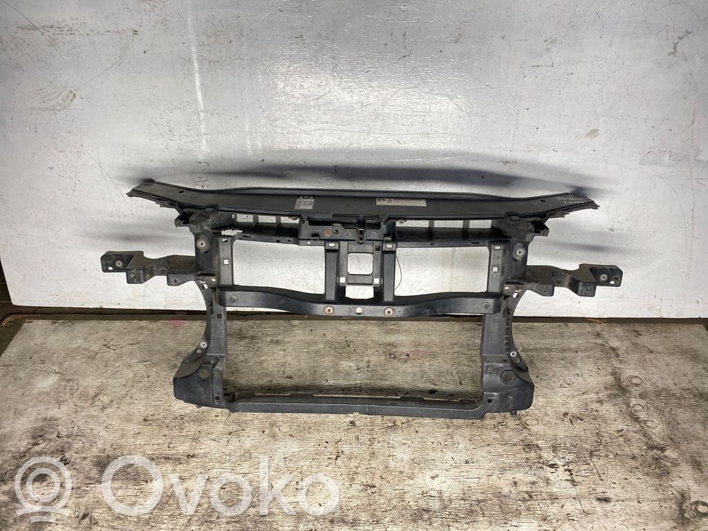 Volkswagen PASSAT B6 Radiatorių panelė 