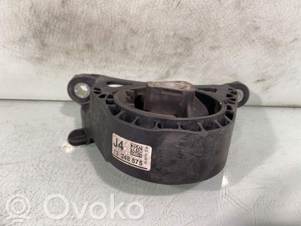 Opel Astra J Engine mount bracket 