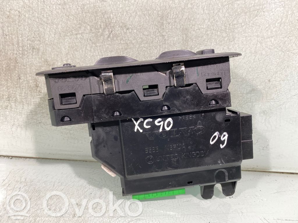 Volvo XC90 Electric window control switch 