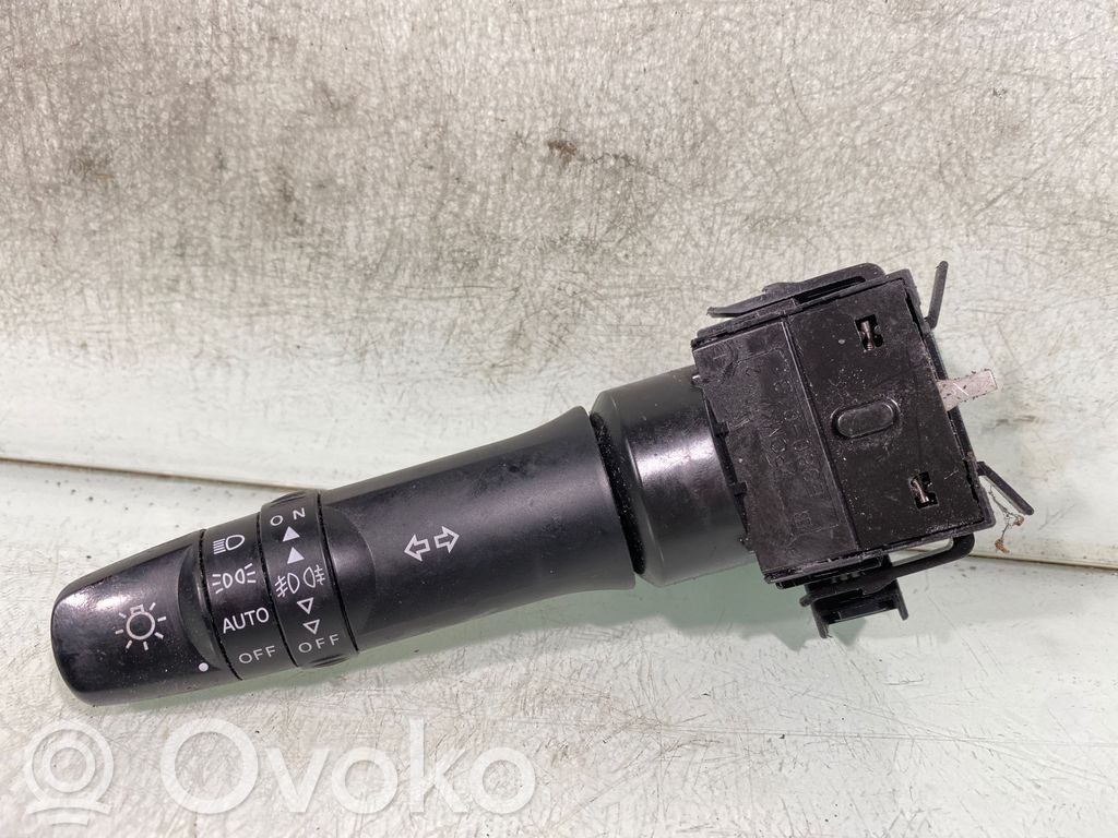 Mitsubishi Outlander Indicator stalk 